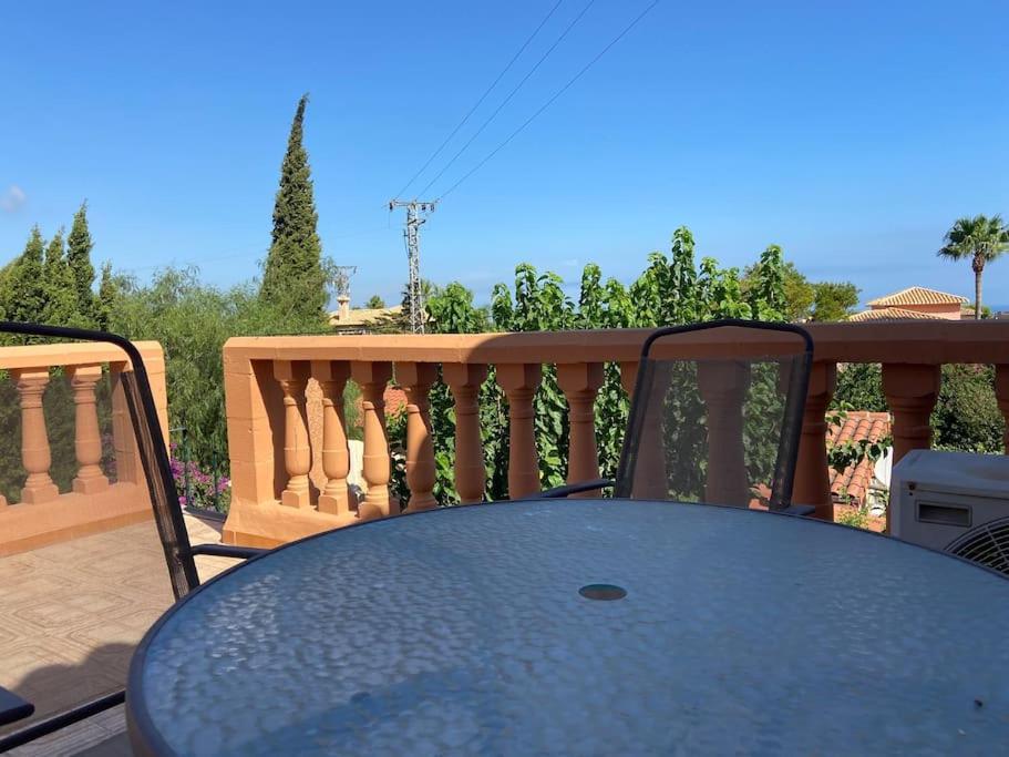 Super Maison Avec Vue Et Piscine Eau De Mer * Dénia