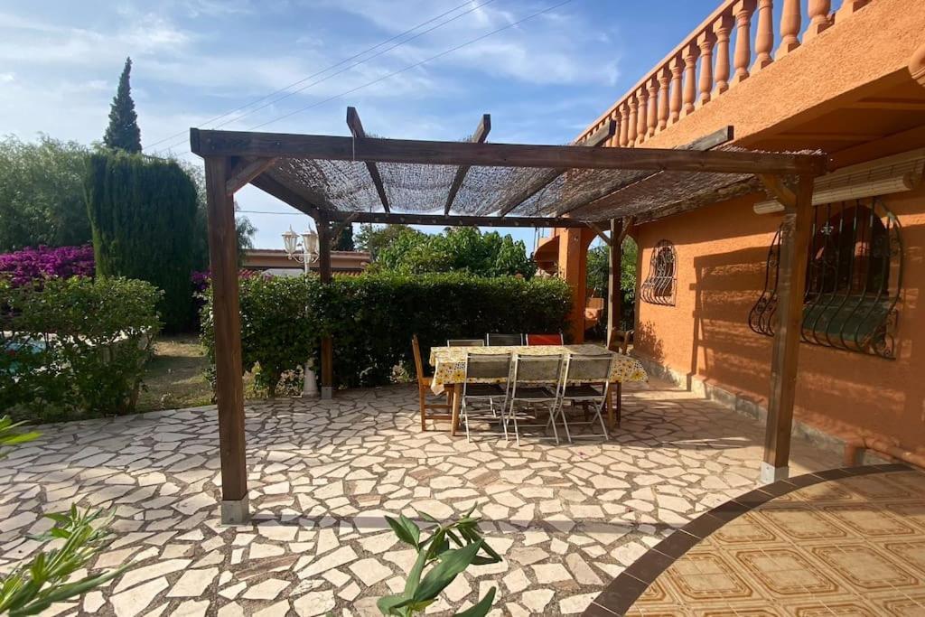 Super Maison Avec Vue Et Piscine Eau De Mer Сasa de vacaciones